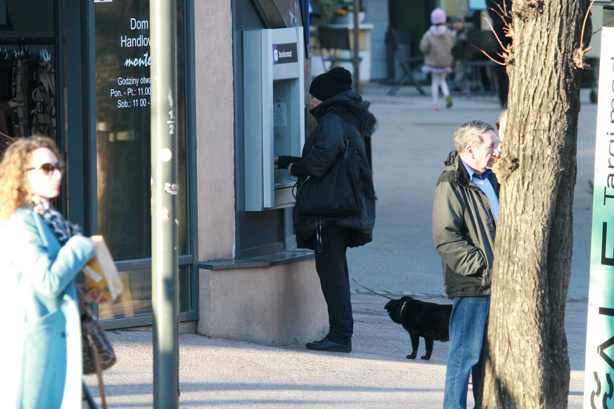 Najpierw spotkanie z bankomatem