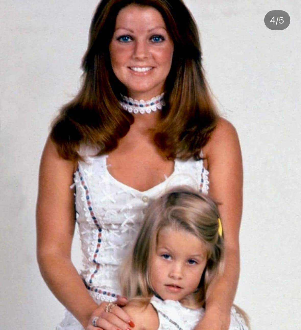 fot. Instagram - PRISCILLA PRESLEY