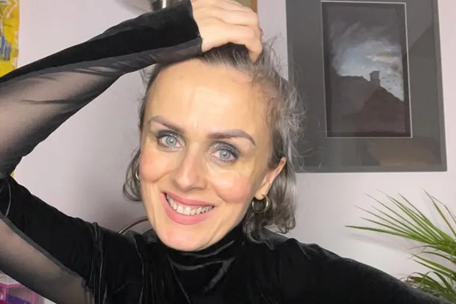 Zamyślona Natalia Niemen odsłania ciało, pozując w pościeli. Tak świętuje urodziny!