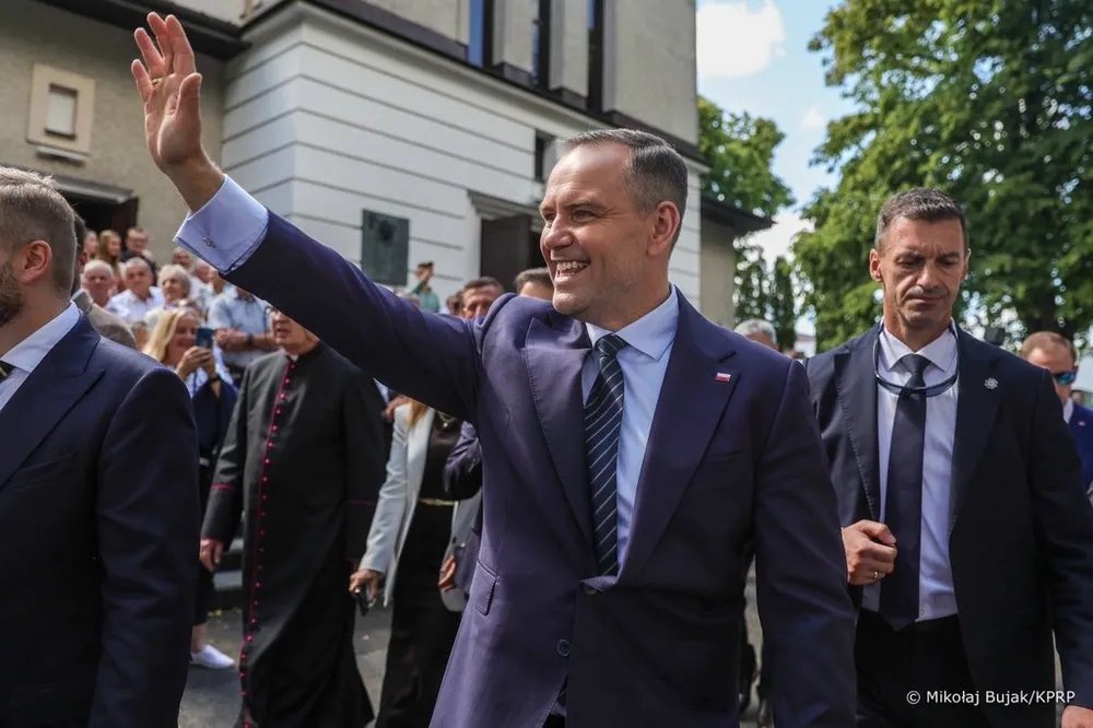 Prezydent wierny polskim markom. Taki dodatek znalazł się na jego nadgarstku [ZDJĘCIA]