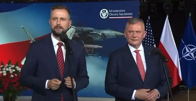 Pytanie dziennikarki wprawiło Kosiniaka-Kamysza w osłupienie. Przerosło ją odczytanie skrótu z SMSa? WIDEO
