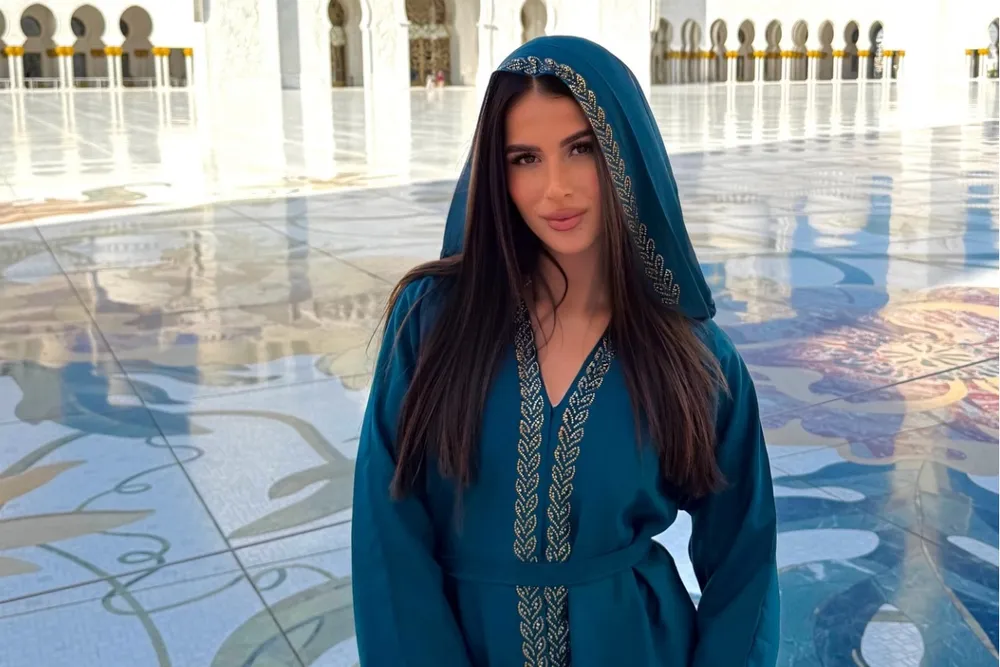 Jak z baśni z „Tysiąca i jednej nocy”. Roxie Węgiel zachwyca w Emiratach! [FOTO]