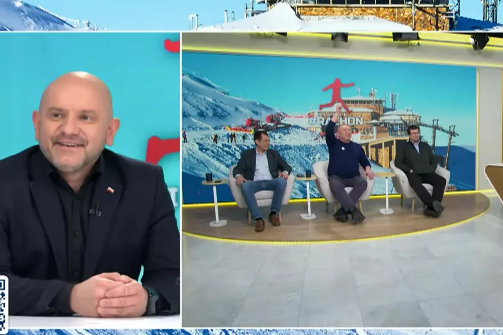 "Raz sierpem, raz młotem, czerwoną hołotę". Tak w TV Republika przywitano posła PiS