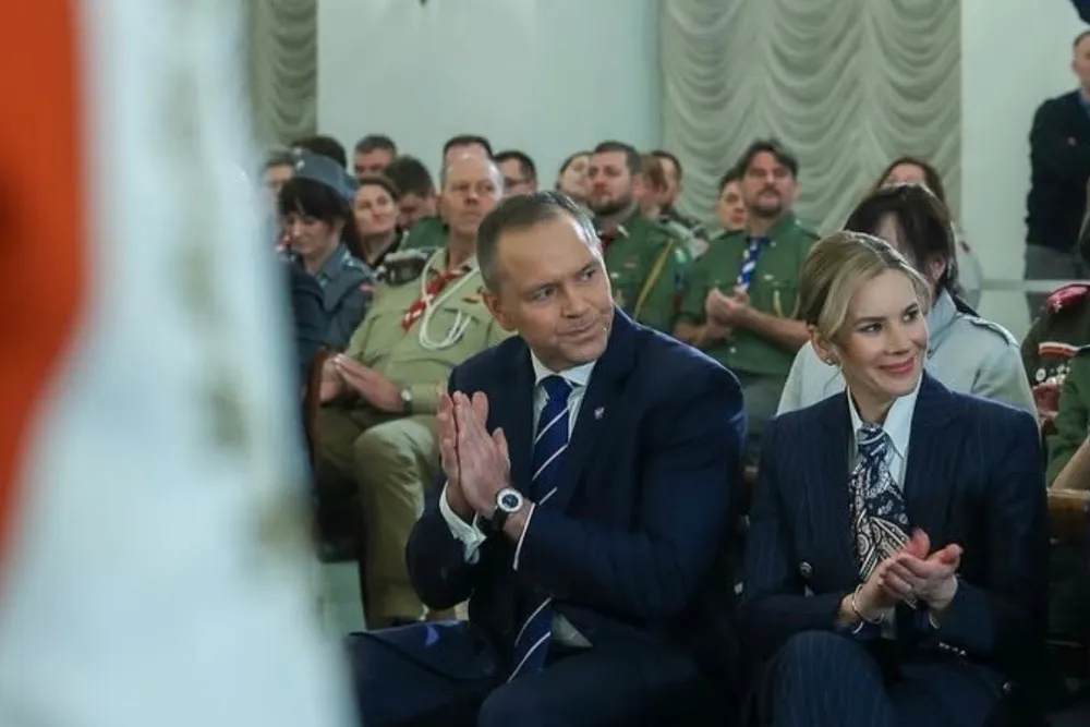 Historyczny gest w Pałacu Prezydenckim. Marta i Karol Nawroccy w wyjątkowy sposób uhonorowali harcerzy [ZDJĘCIA]