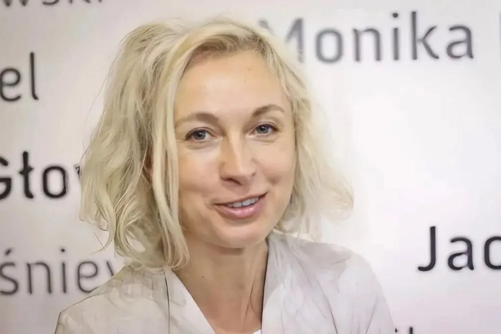 Gretkowska „świętuje” Dzień Kobiet. Wulgarny wpis, polityczne wycieczki i tradycyjna pogarda dla prawicy
