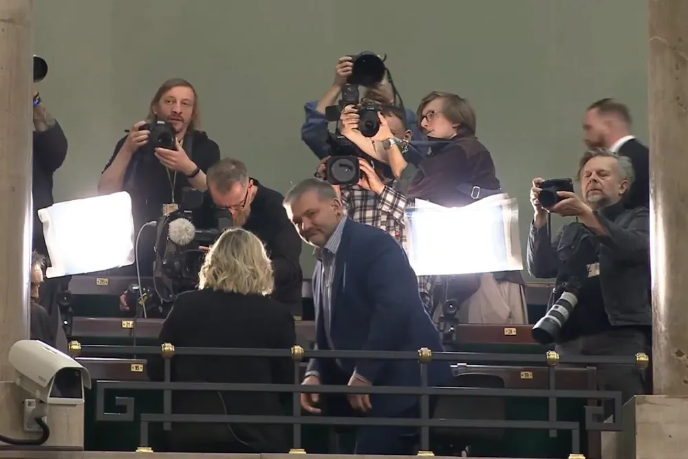 Żurek się doigrał - nawet Czarzasty miał go dość! „Proszę opuścić salę sejmową” [WIDEO]