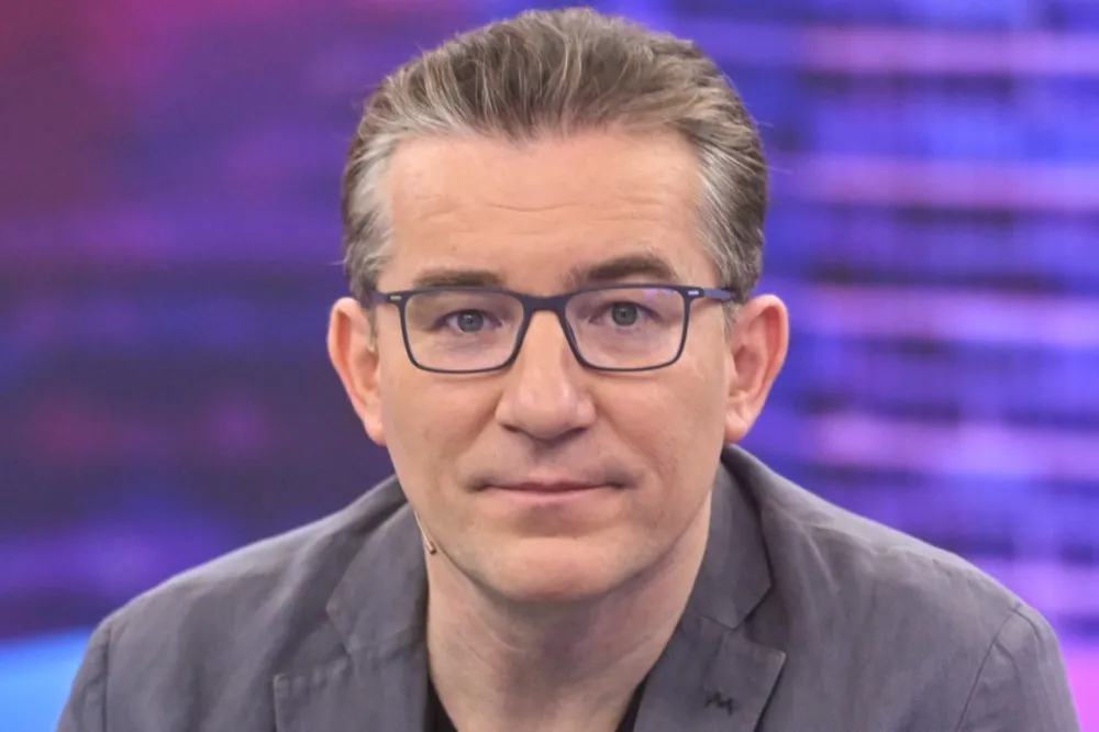 Przemysław Sadowski jest z aktorką już ponad 20 lat. Ich historia to gotowy scenariusz filmu