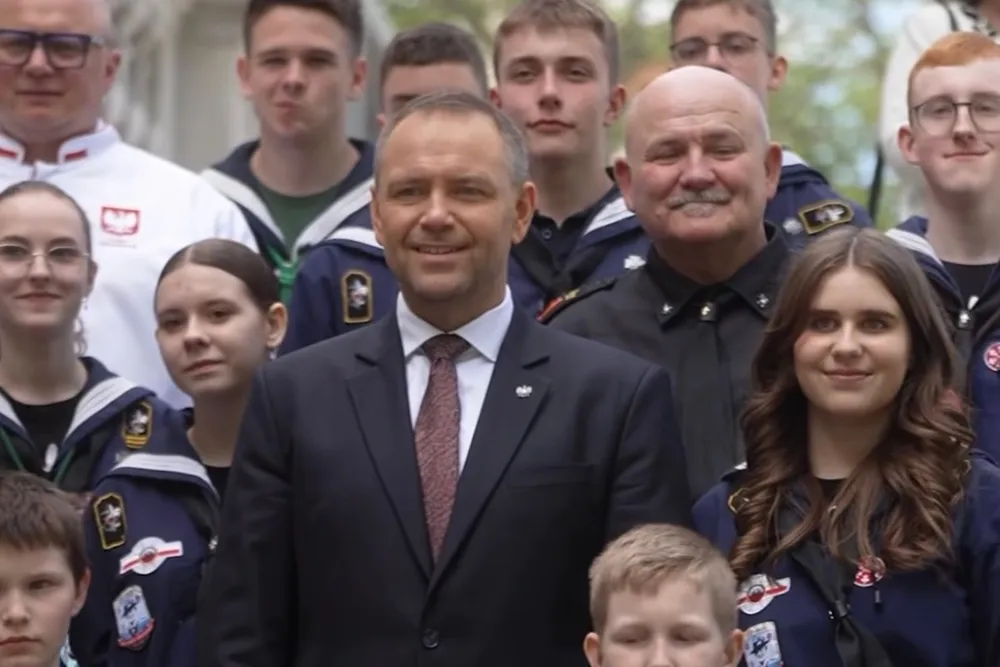 Harcerze zdobyli 31 200 lajków i zjedli pizzę z prezydentem. Słowo zostało dotrzymane [ZDJĘCIA]