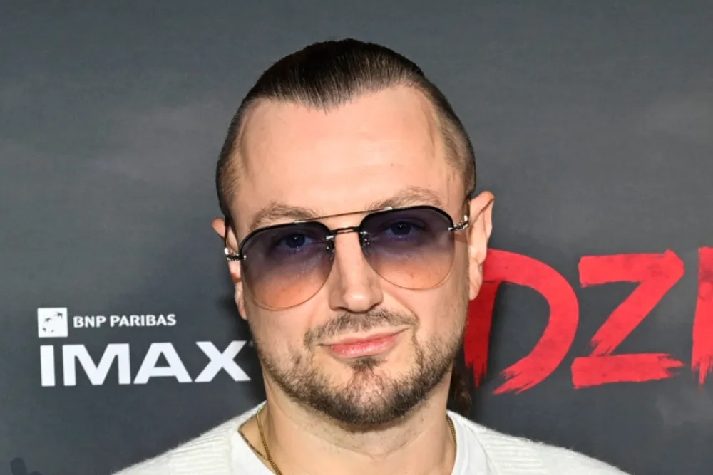 Wypadek pod Warszawą, motocyklista w szpitalu. Media donoszą, że brał w nim udział Milwiw-Baron
