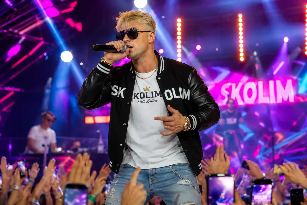 Kilka piosenek i kasa, o jakiej można pomarzyć. Takie stawki mają gwiazdy disco polo