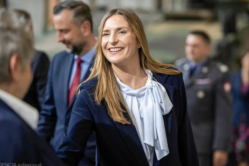 Od dziennikarki do teczki w MON. Kim jest nowa wiceminister obrony?