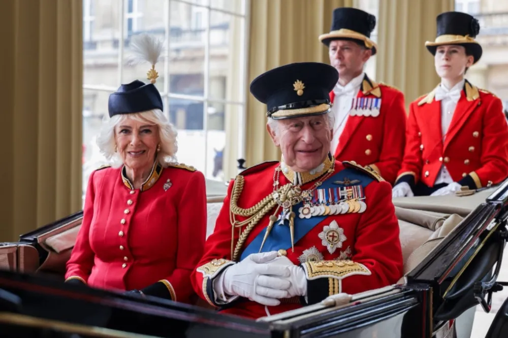 Tłumy na ulicach Londynu. Tak świętowano urodziny króla Karola III