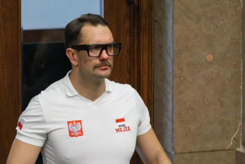 Łukasz Mejza – polityk, przedsiębiorca, kontrowersyjny „Pirat”. Teraz szykuje się do wejścia do oktagonu