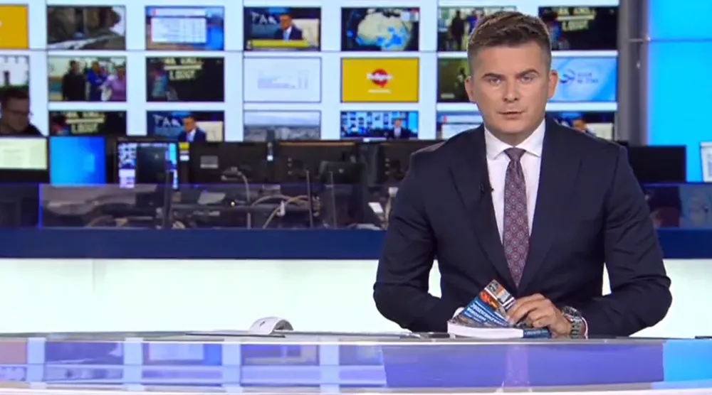 Dziennikarz zatrzymany przez CBA wraca do telewizji. Wiadomo, gdzie będzie prowadził programy