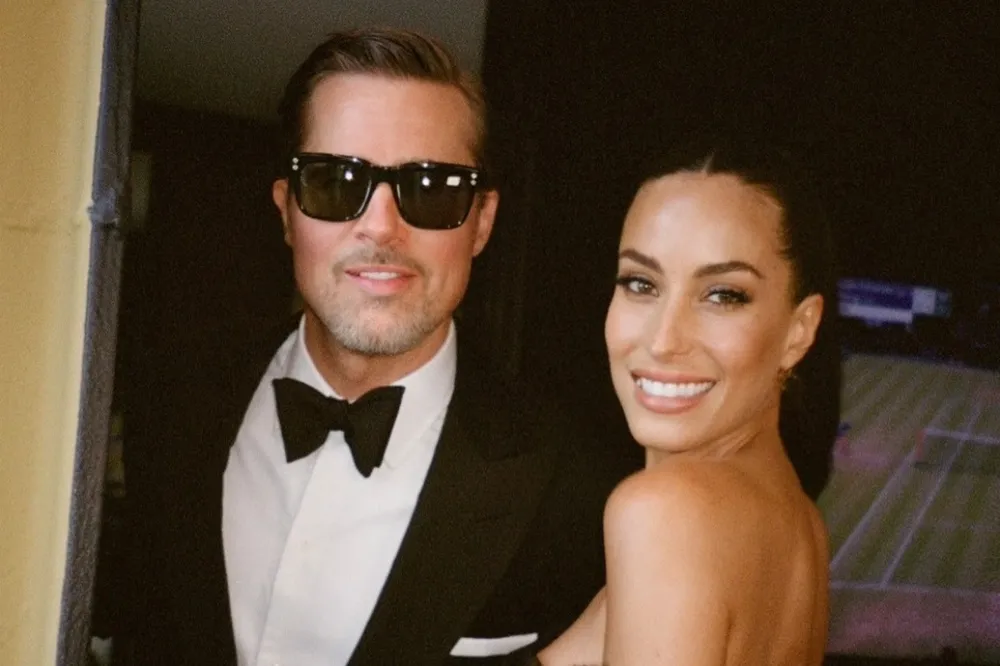 Brad Pitt i Ines de Ramon z ważnym krokiem w związku. Po latach w końcu to zrobili [ZDJĘCIA]