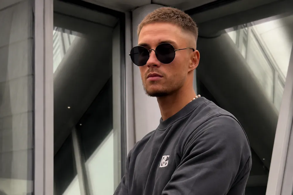 „Love Island” nie zrobiło z niego influencera na stałe. Tak mówi o swoich „5 minutach”