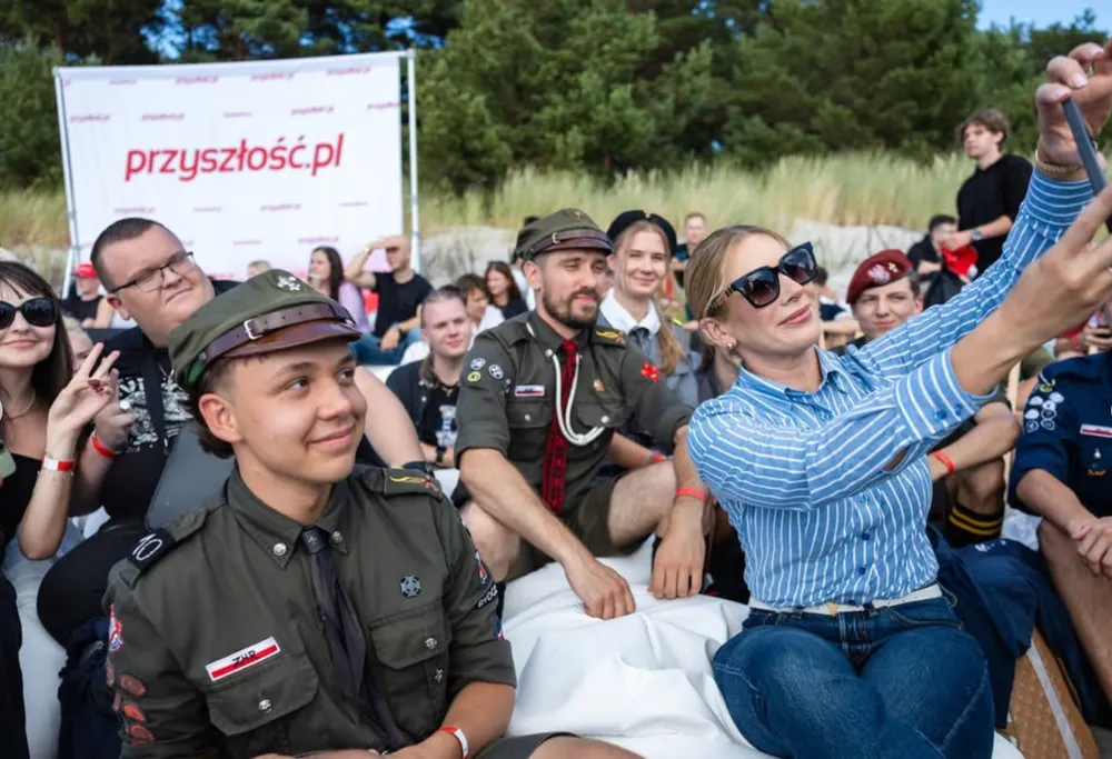 Magiczny wieczór w Juracie. Tak wyglądał pierwszy dzień Przyszłość.pl