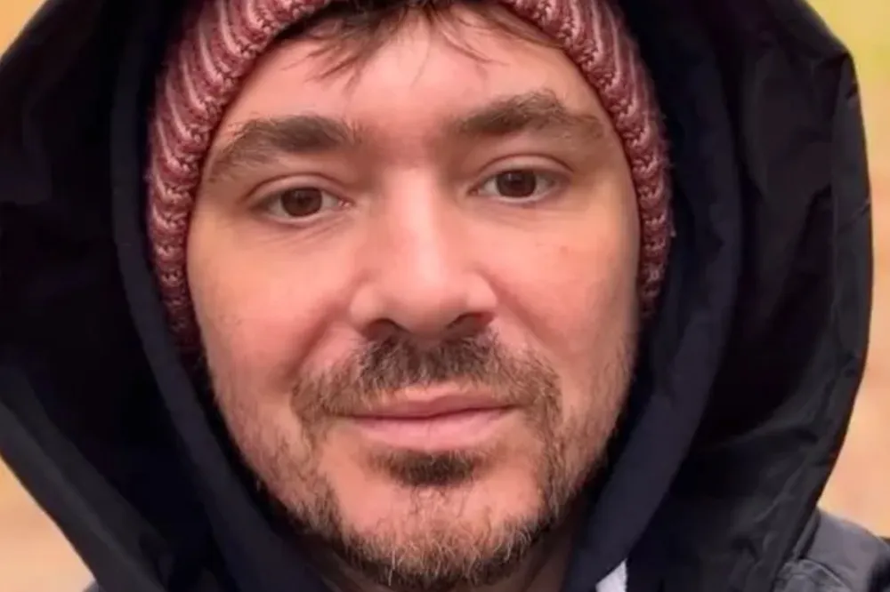 Daniel Martyniuk uderza w ojca i Marcina Millera. "Frajerze, goń się"