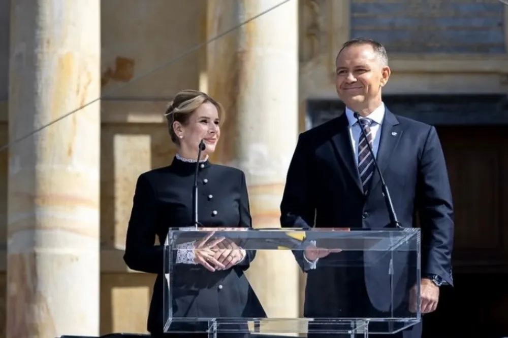 Para prezydencka przeczytała „Dziady”. Nawrocki: „To pomaga wspólnocie trwać przez wieki”