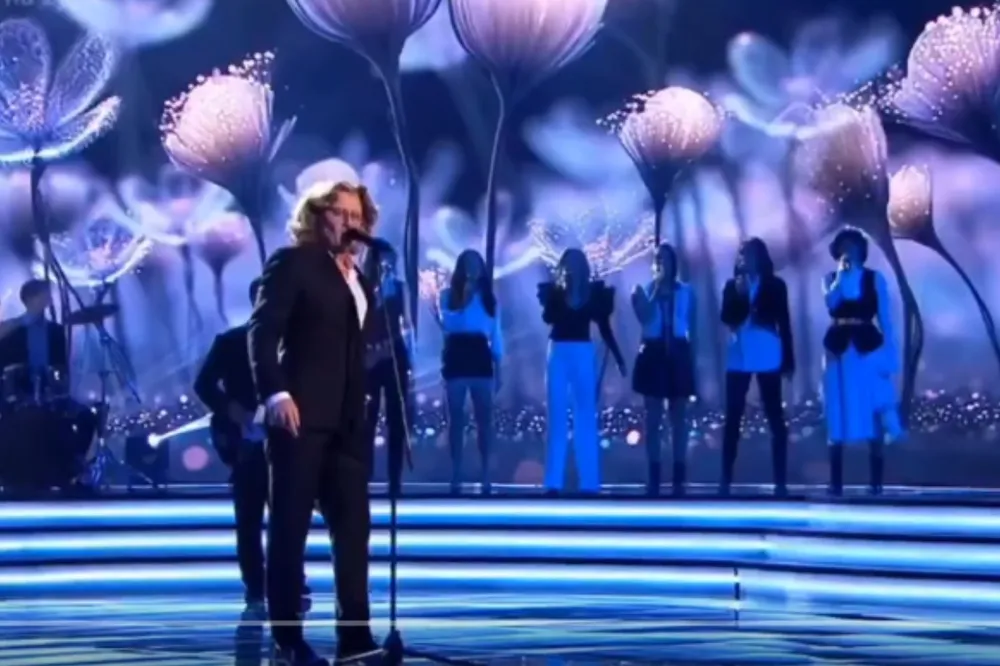 Rafał Brzozowski jako Zbigniew Wodecki. Po tym występie polały się łzy [WIDEO]