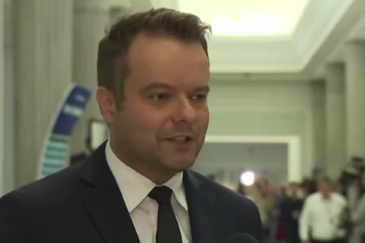Pracownica TVP rzuciła się do obrony Tuska. Poseł zmiótł ją z planszy