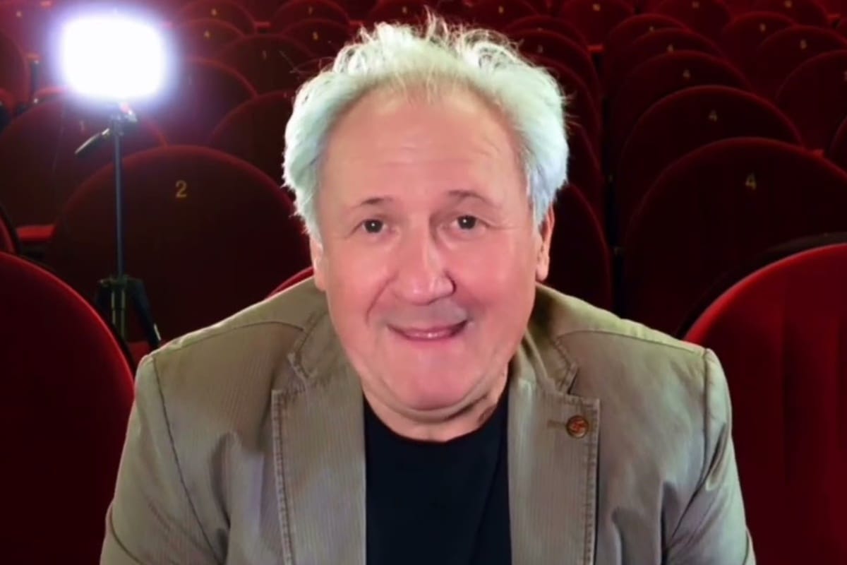 Andrzej Grabarczyk prosto z sali operacyjnej poleciał do Paryża. „Cała ekipa biła mi brawo”