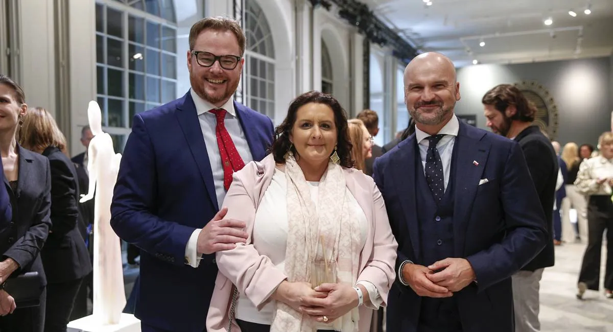 Książe Jan Lubomirski z żoną Heleną i Rafał Brzoska