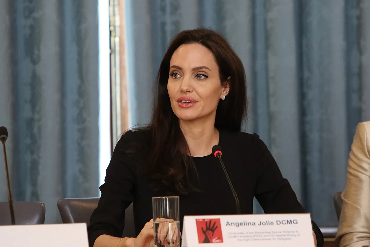 Angelina Jolie