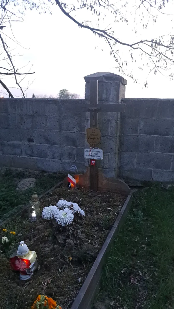Cemntarz w Żukowie pod Warszawą