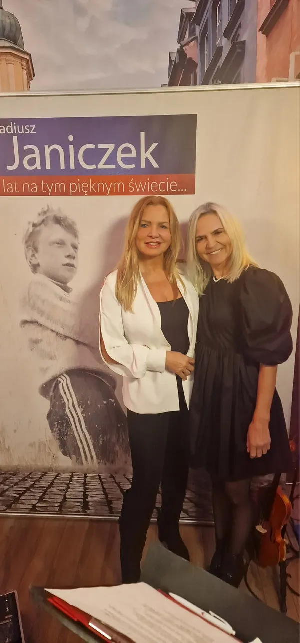 Ewa i Anite Nowicka - gwiazdy SANATORIUM