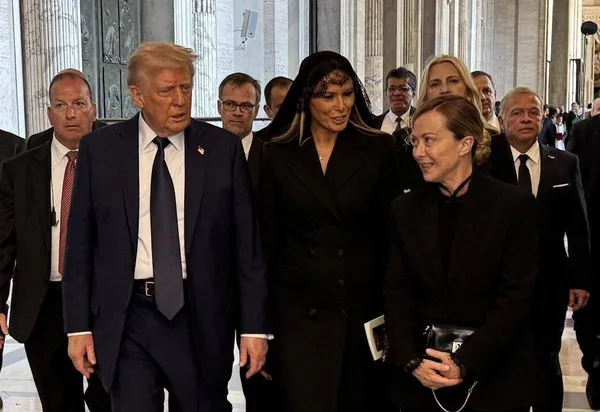 Państwo Trump i Giorgia Meloni, z Włoch