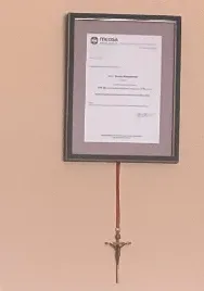 Krzyż ma chronić Dodę