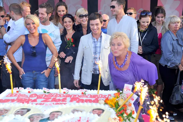 Jest od poczatku w "M jak miłość"