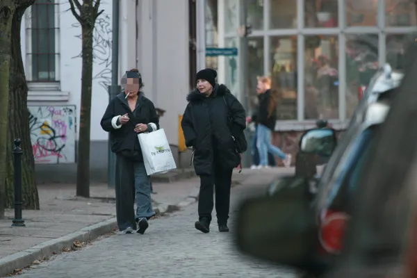 Koleżanka też lubi palić
