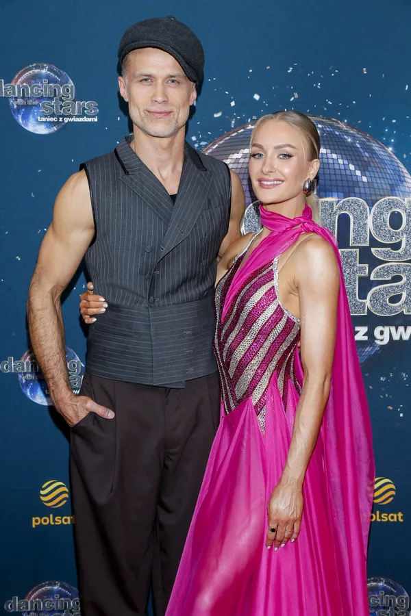 Maciej Zakościelny i Sara Janicka