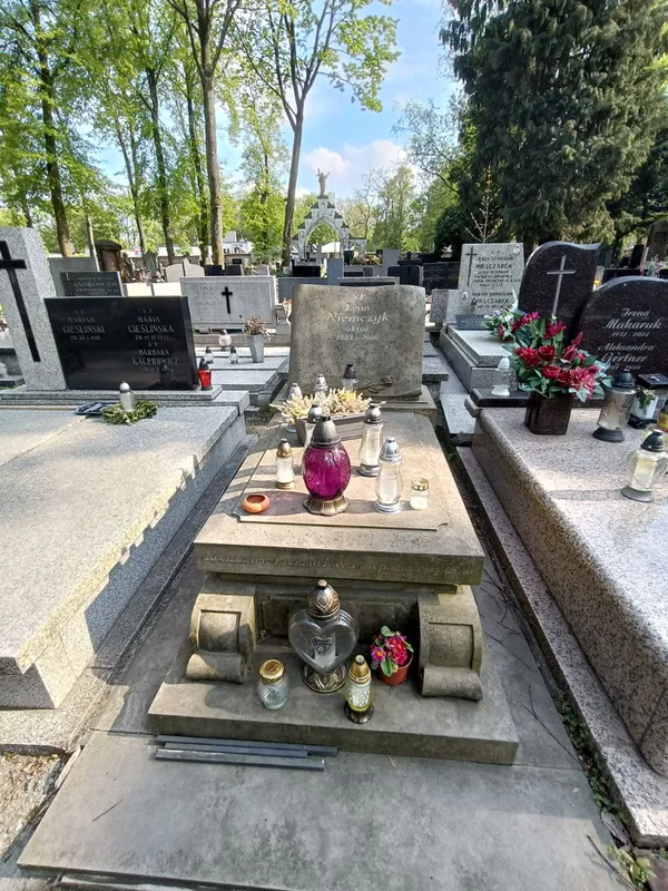 Tu spoeczęła urna z prochami aktora