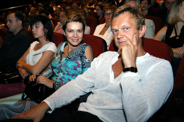 Weronika Marczuk i Cezary Pazura