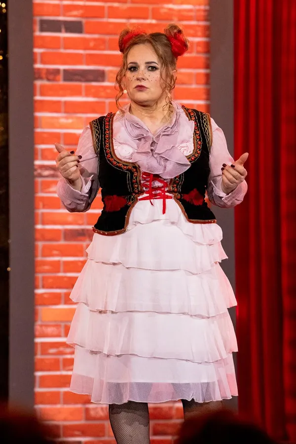 Joanna Kołaczkowska/Kabaret Hrabi