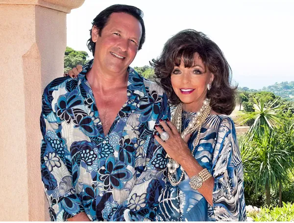 Joan Collins (92 l.) i Percy Gibson (60 l.) 32 lata różnicy