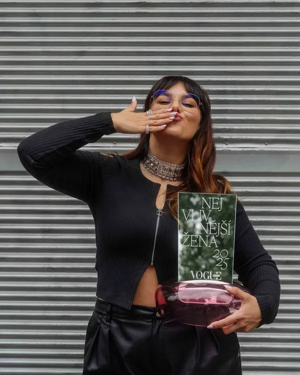  Ewa Farna