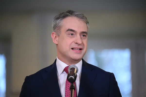 Knajacki język Gawkowskiego. Tak obrażał prezydenckiego ministra podczas wywiadu. "Pieprzył głupoty" WIDEO
