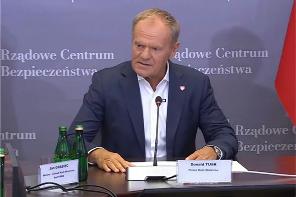 Tusk skłamał w sprawie raportu CIA. A potem pojechał rozdawać miliardy Ukrainie