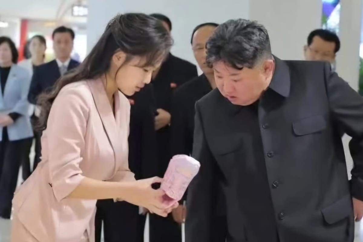 Cudowne ozdrowienie czy sobowtór? Kim Dzong Un ponoć pojawił się na wystawie butów