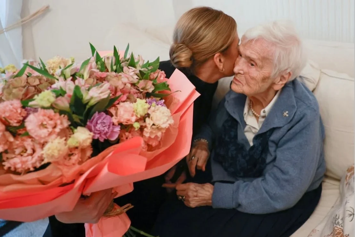 Marta Nawrocka z wizytą u 100-letniej powstanki. Te zdjęcia chwytają za serce