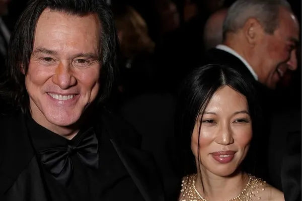 Jim Carrey znów żonaty! Gwiazdor po cichu wziął ślub z 32-letnią partnerką